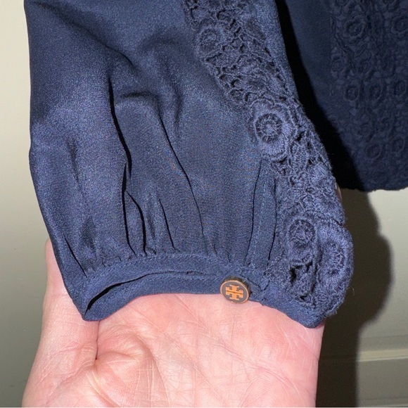 Tory Burch Silk Lillian Blouse, size 10 - Picture 9 of 13